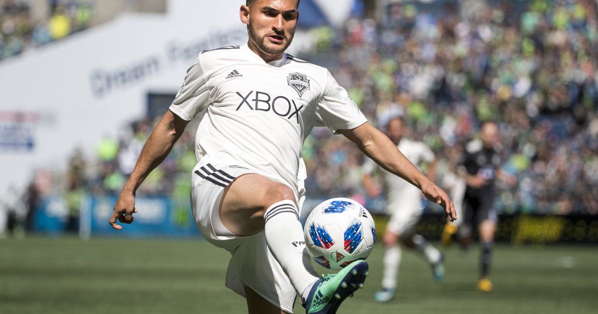 Cristian Roldan gets third career start at right back as Sounders take on Chicago