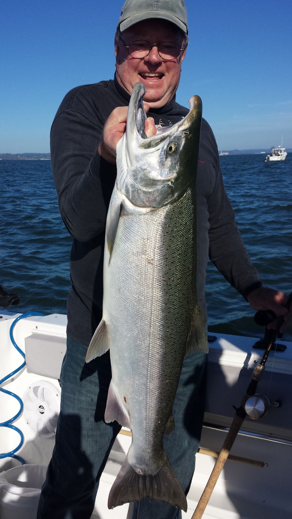 Three ocean salmon fishing options approved, and looks to ...