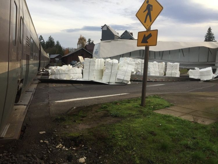 Seattle-bound Amtrak train hits back of semitruck near Portland | The