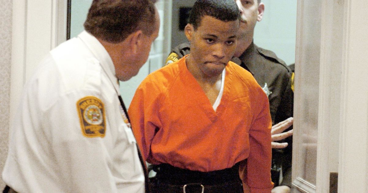 Federal judge tosses out life sentences for DC sniper Lee Boyd Malvo, who had lived in Tacoma