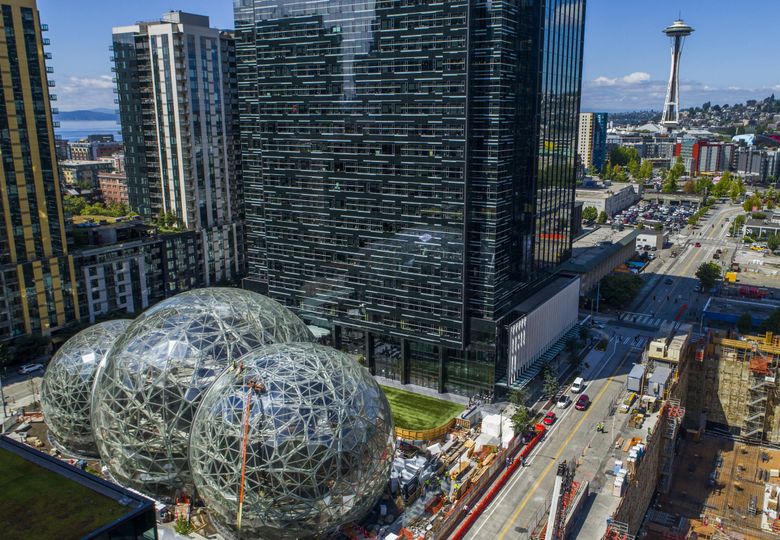 Sede central de Amazon en Seattle, Washington. Hasta su diseño puede ser considerado innovación empresarial.