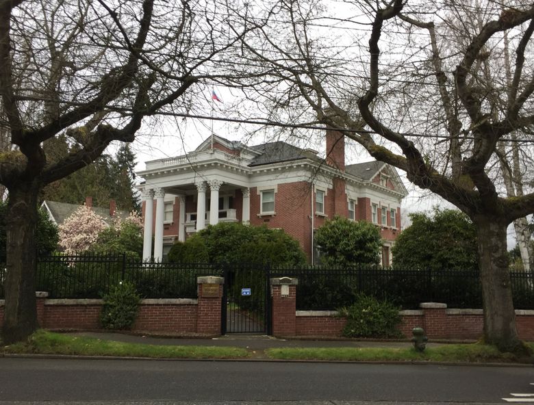 Russians Turned Away At Seattle Consulate After Trump Administration Announces Closure The