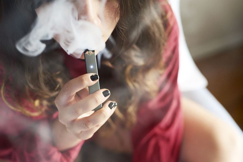 Juul e-cigarettes look like USB drives and emit no odor. (Gabby Jones / Bloomberg)