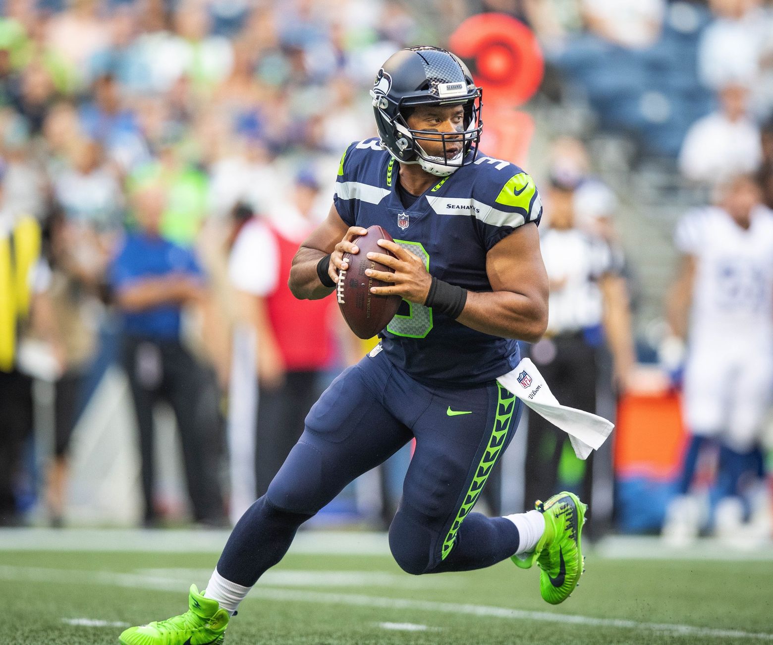 More than ever, Seahawks need to ride on Russell Wilson's healthy ...