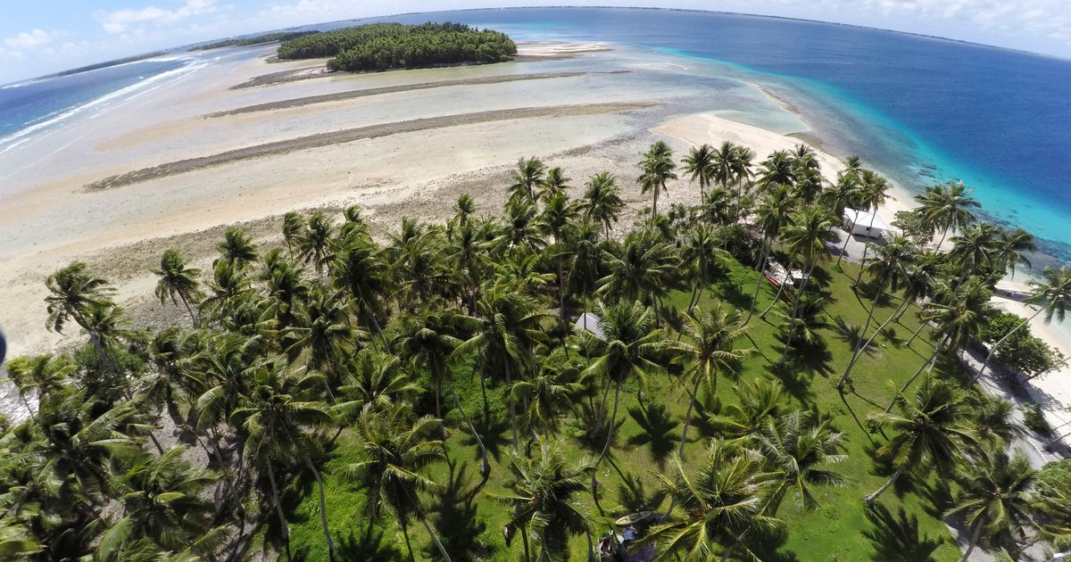 Small islands use big platform to warn of climate change