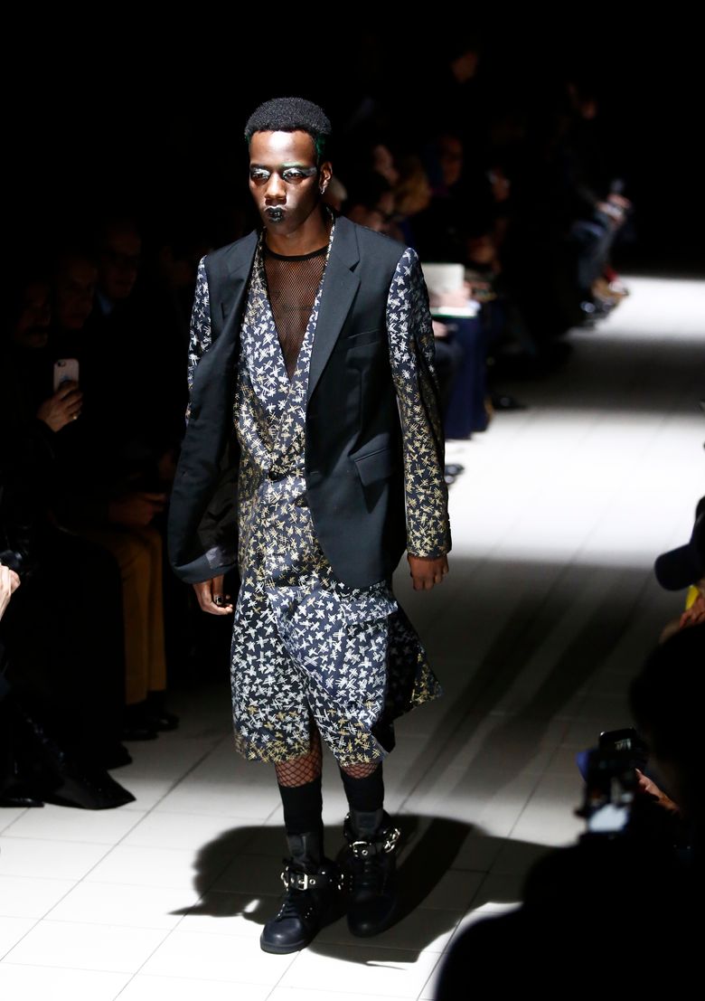 Dior pulls the stars in conveyor-belt menswear show in Paris | The