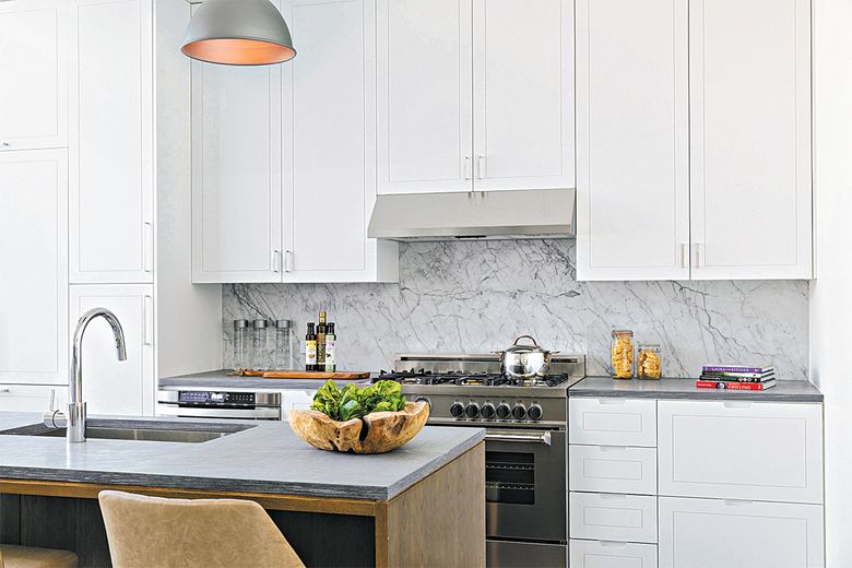 9 reasons to consider white kitchen cabinets | The Seattle ...