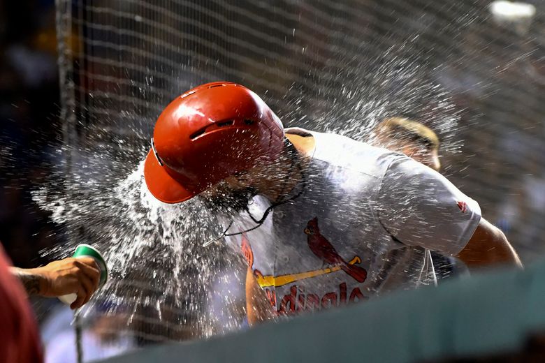 Carpenter HRs vs Kimbrel, Cards bump Cubs from WC spot | The Seattle Times