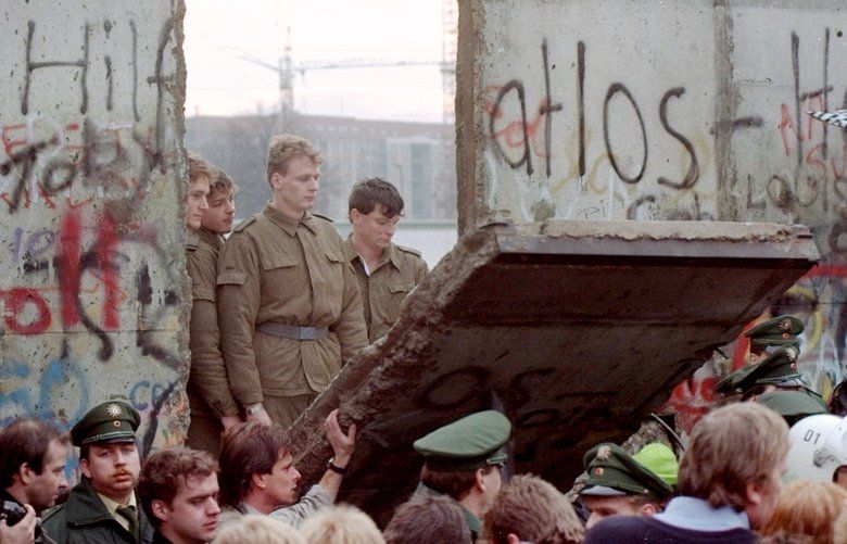 30 years after the fall of the Berlin Wall, German-born Seattleites reflect on life in a divided world