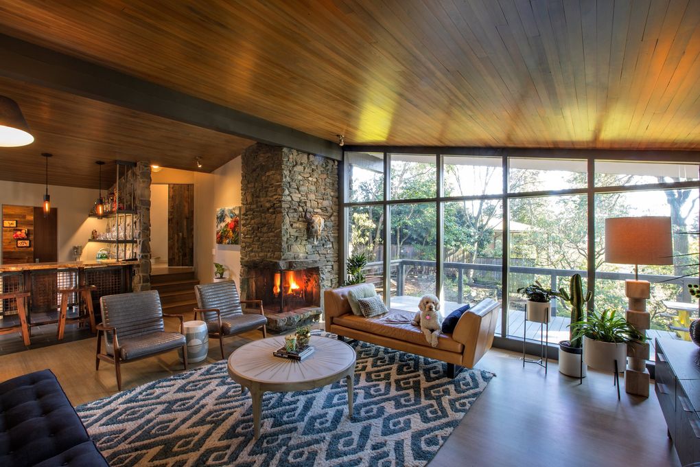Hope Foote, a pioneer in Northwest contemporary design, designed this home in Windermere for herself in 1951, emphasizing indoor-outdoor connections. It has been recently updated. (Mike Siegel / The Seattle Times, 2019)