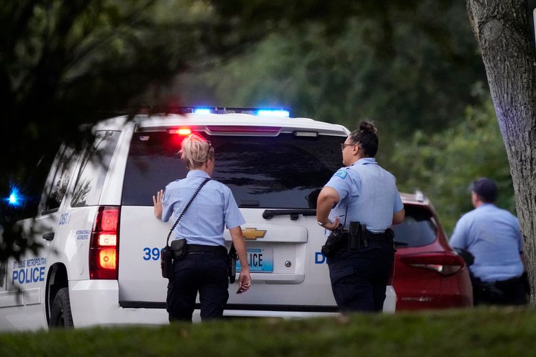 ‘Tragedy’: St. Louis officer dies after being shot by gunman | The Seattle Times