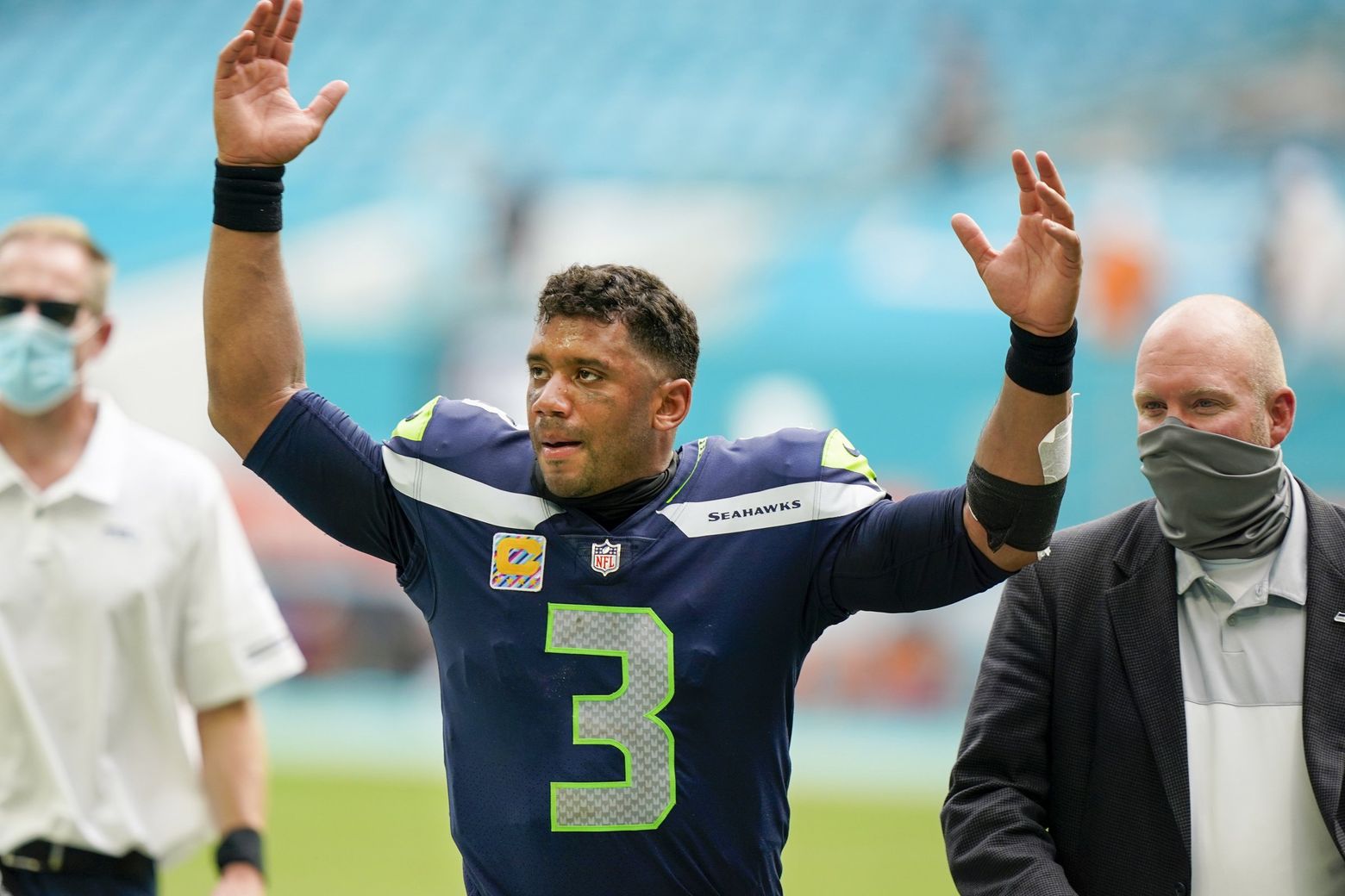 The key to it all is Russell': The Seahawks are trusting Russell Wilson and  being more aggressive | The Seattle Times