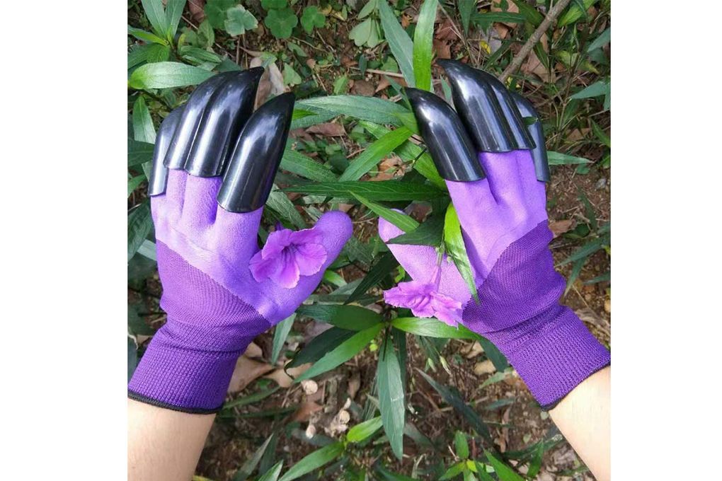 The Xjyamus gardening gloves with claws.